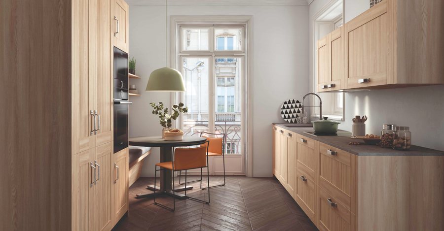 Illume Tuscany Como Ash 2 — Shaker door by Fabuwood
