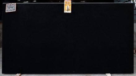 Actual Absolute Black slab, bundle SAE110-02, MSI Seattle warehouse
