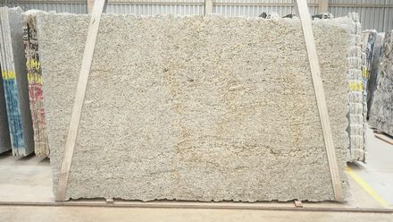 Actual Amarello Ornamental slab, bundle BGG1138-62, MSI Seattle warehouse