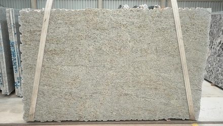 Actual Amarello Ornamental slab, bundle BGG1138-68, MSI Seattle warehouse