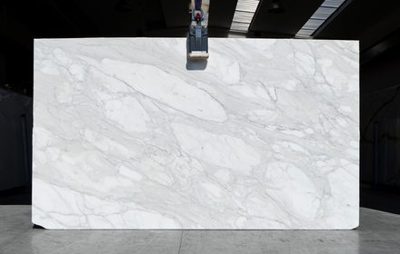 Actual Calacatta Marble slab, bundle MMN60-02, MSI Seattle warehouse