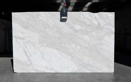 Actual Calacatta Marble slab, bundle MMN60-06, MSI Seattle warehouse