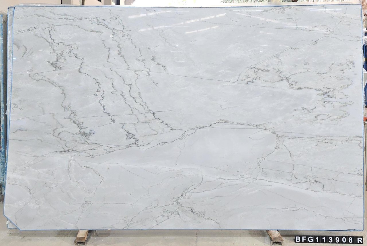Calacatta Montreal — full slab