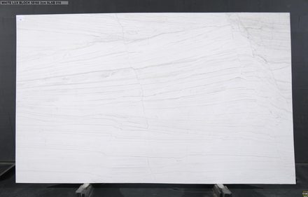 Actual Calacatta Montreal slab, bundle SVS4505-57, MSI Seattle warehouse