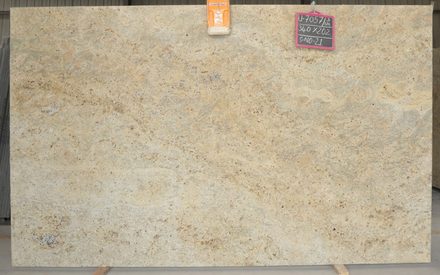 Actual Colonial Cream slab, bundle SSTG321-04, MSI Seattle warehouse
