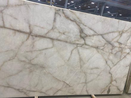 Actual Cristallo slab, bundle BSU43-69, MSI Seattle warehouse
