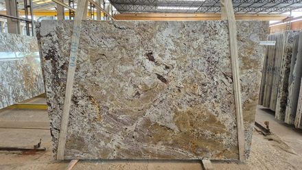 Actual Desert Beach slab, bundle B2M106-25, MSI Seattle warehouse