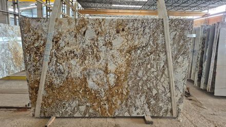 Actual Desert Beach slab, bundle B2M106-34, MSI Seattle warehouse