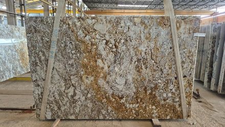 Actual Desert Beach slab, bundle B2M106-35, MSI Seattle warehouse