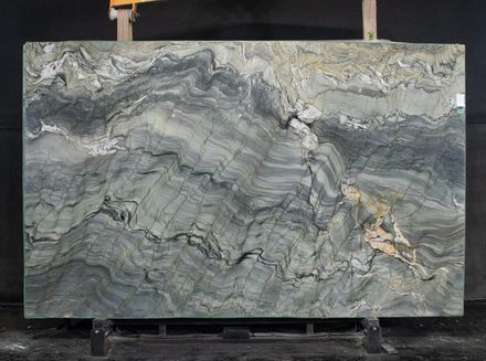 Actual Fusion slab, bundle BSK211-67, MSI Seattle warehouse