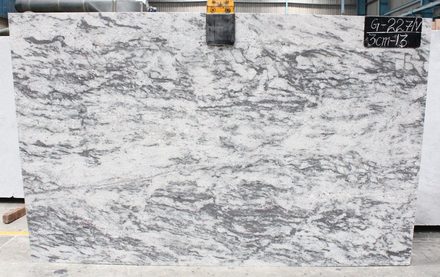 Actual New River White slab, bundle PS221-04, MSI Seattle warehouse