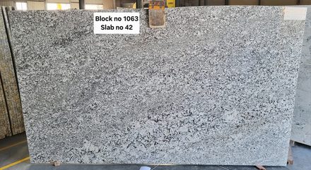 Actual Oyster White slab, bundle SVIE382-03, MSI Seattle warehouse