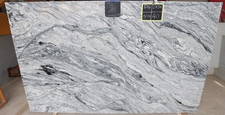 Actual Silver Cloud slab, bundle SDC454-05, MSI Seattle warehouse