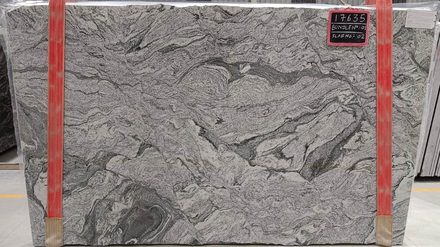 Actual Silver Cloud slab, bundle SPD1003-01, MSI Seattle warehouse