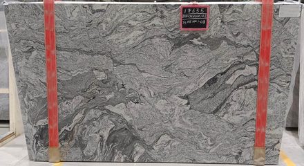 Actual Silver Cloud slab, bundle SPD1003-02, MSI Seattle warehouse