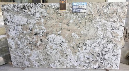 Actual Sunset Canyon slab, bundle SMM1251-06, MSI Seattle warehouse