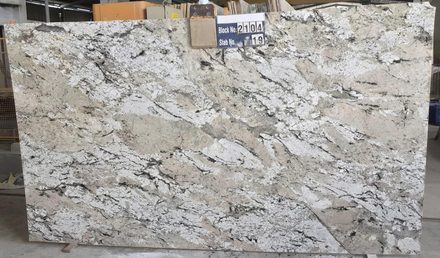 Actual Sunset Canyon slab, bundle SMM1400-04, MSI Seattle warehouse