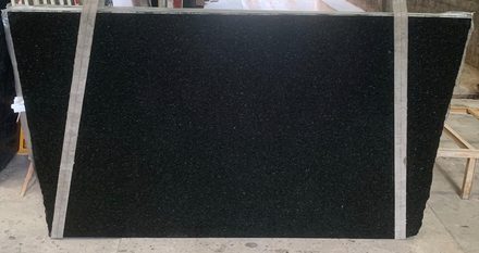 Actual Ubatuba slab, bundle BPG308-35, MSI Seattle warehouse
