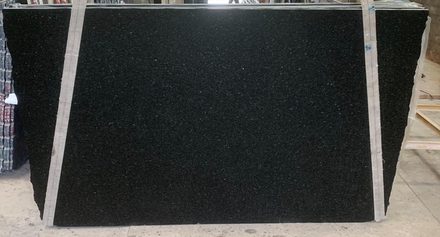 Actual Ubatuba slab, bundle BPG308-37, MSI Seattle warehouse