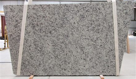 Actual White Napoli slab, bundle BCE404-42, MSI Seattle warehouse