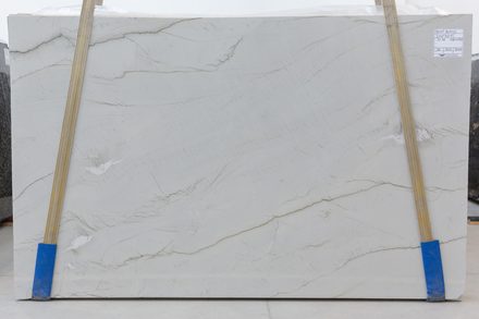 Zermatt quartzite slab