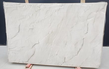 Actual Zermatt slab, bundle SPP149-02, MSI Seattle warehouse