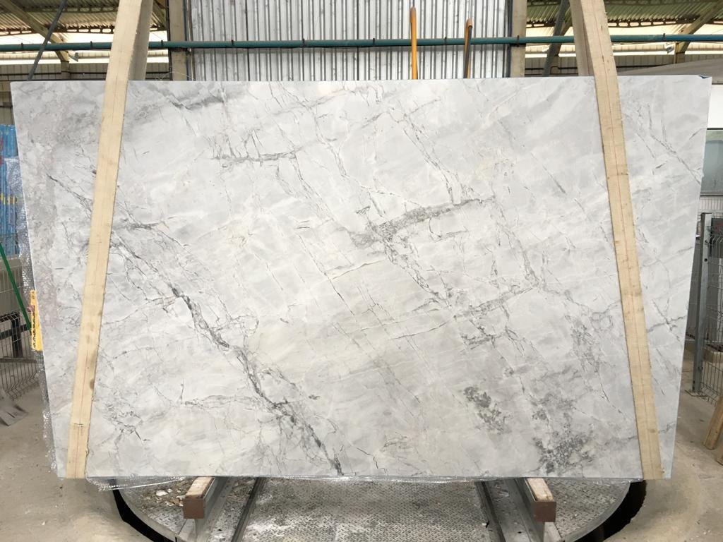 Arabescato A1 — full slab