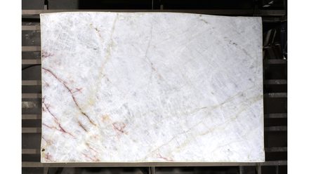 Cristalo · 3cm (1¼″) quartzite slab
