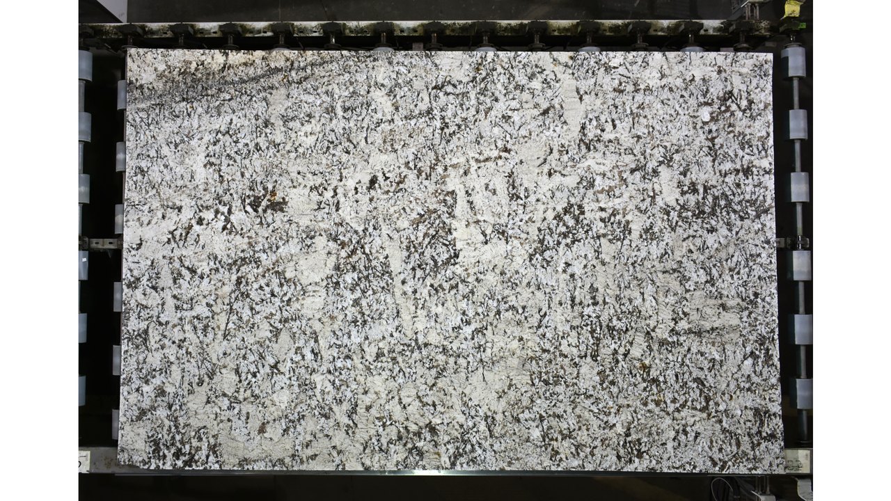 Star White — full slab