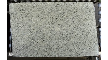 Actual Crema Pearl · 3cm (1¼″) slab, lot 4001049652, Cosentino Center Spokane
