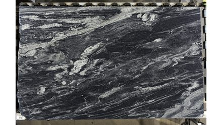 Waterfall · 3cm (1¼″) granite slab