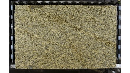 Actual Amarillo Santa Cecilia · 3cm (1¼″) slab, lot 4001117279, Cosentino Center Spokane