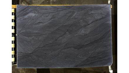 Actual Nilo · 3cm (1¼″) slab, lot 4001166833, Cosentino Center Spokane