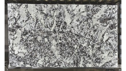 Actual Delicatus Ice · 3cm (1¼″) slab, lot 4001182351, Cosentino Center Spokane