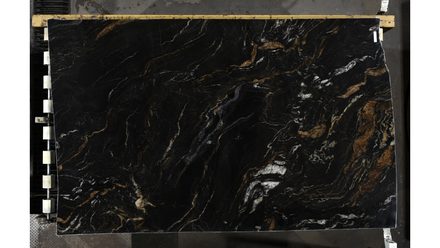 Actual Orinoco · 3cm (1¼″) slab, lot 4001194522, Cosentino Center Spokane