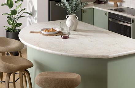 Cristallo Quartzite laminate — White Stone