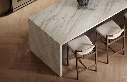 White Danby Marble laminate — White Marble
