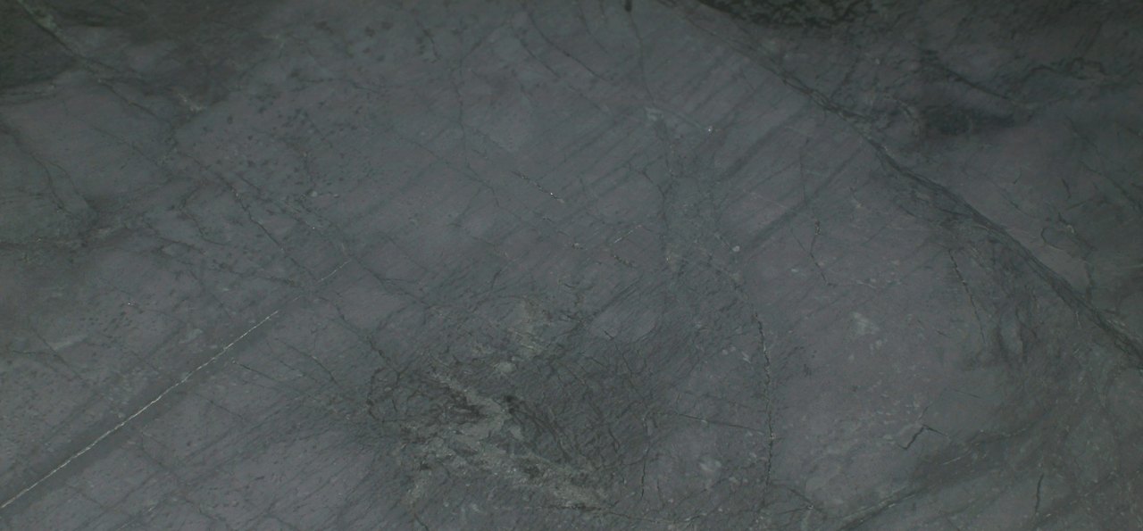 Soapstone Fumaça — full slab